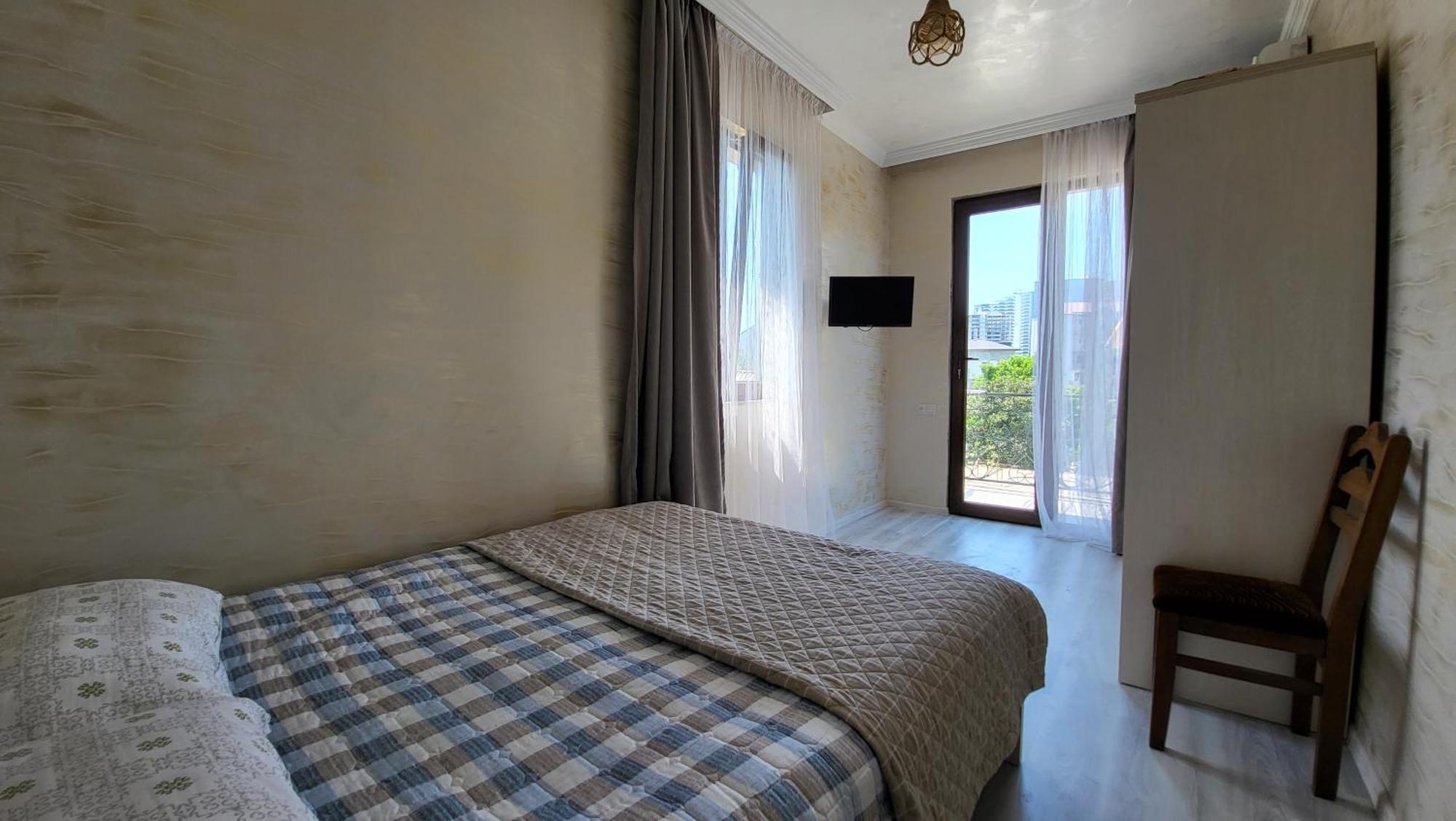 Guesthouse Gocha Beridze Батуми Экстерьер фото